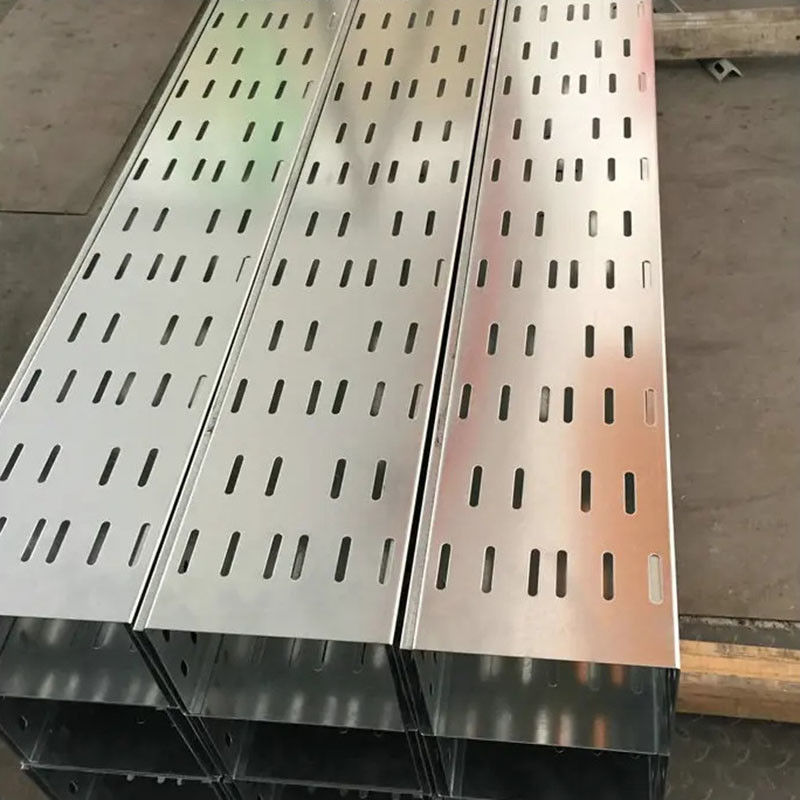 Cable tray resistente alla corrosione per applicazioni industriali