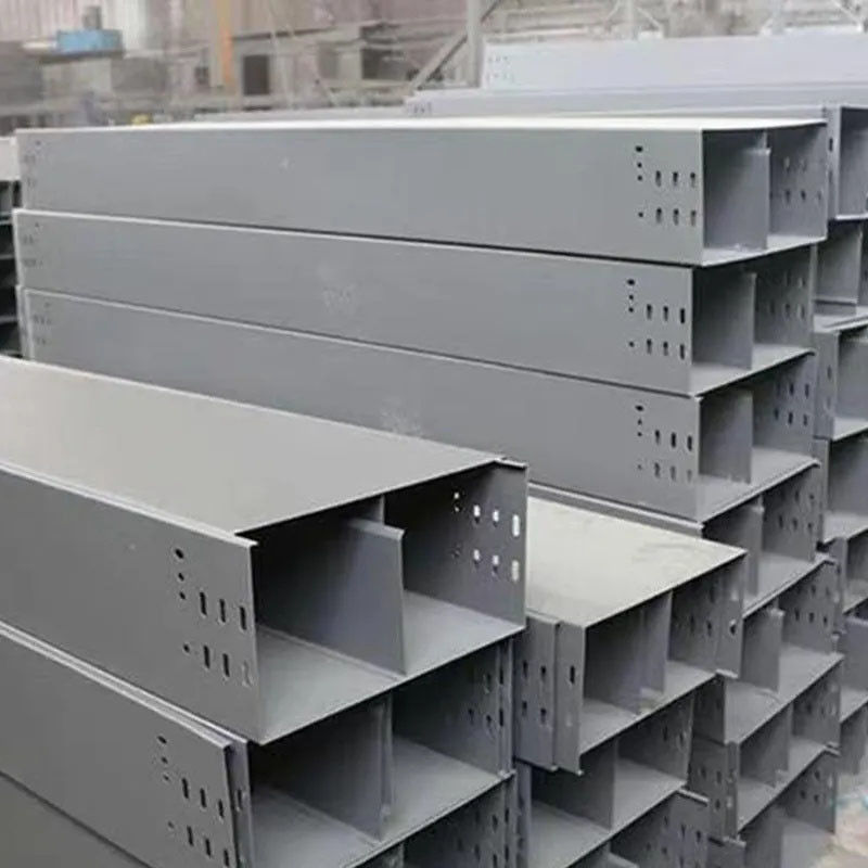 Confezionato in acciaio con finitura galvanizzata resistente alla corrosione Certificazione ISO 9001