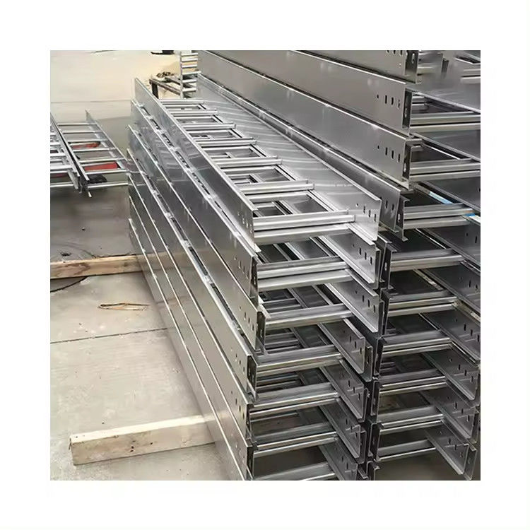 Cable tray a scala in acciaio personalizzabile resistente alle intemperie